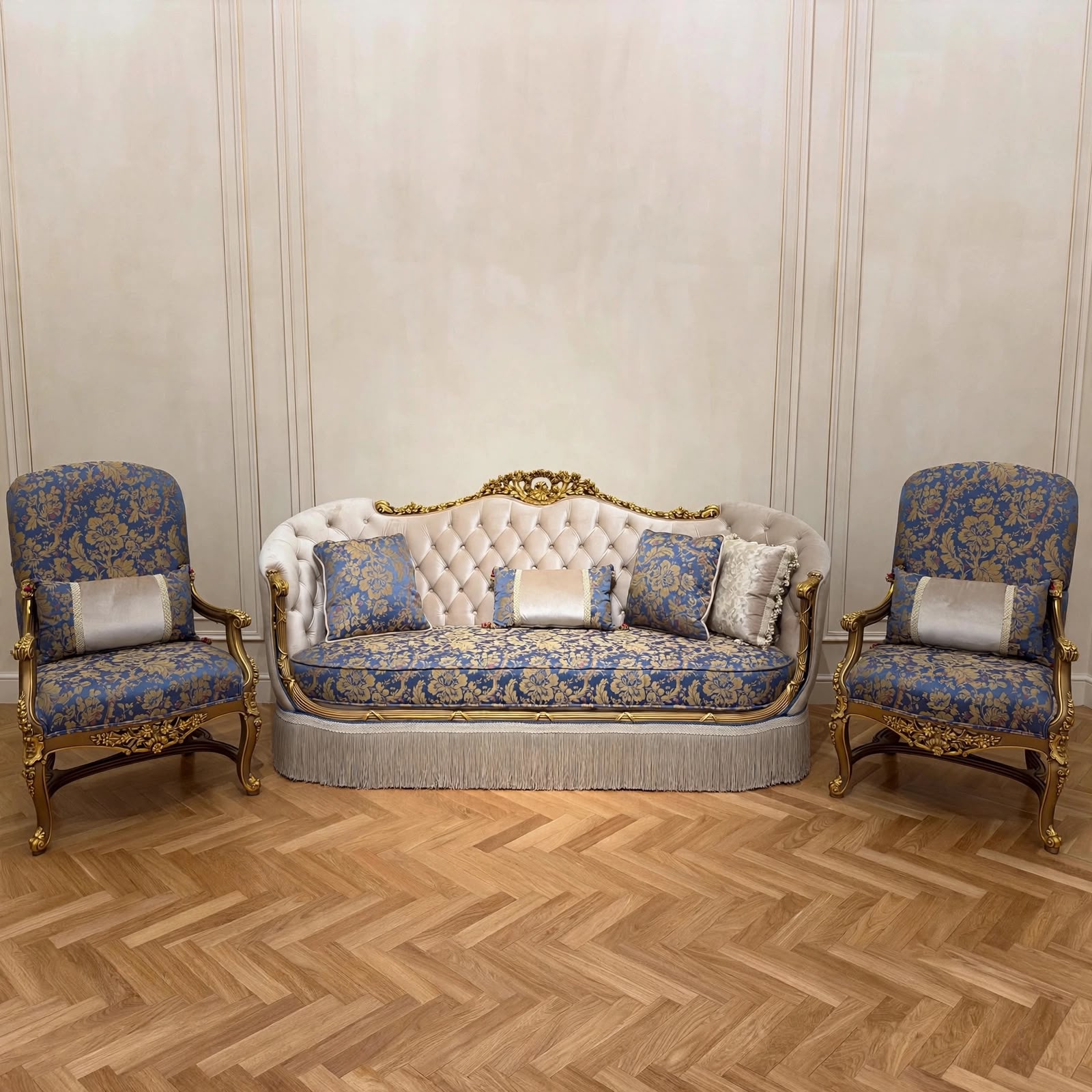 Royal French Salon