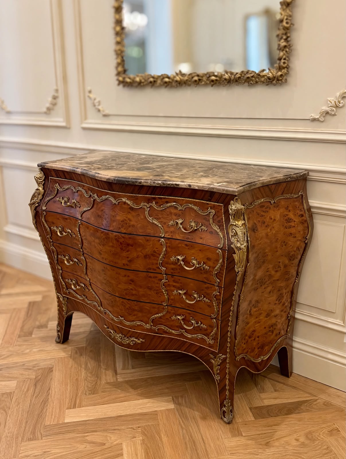 Classic Bombé Chest
