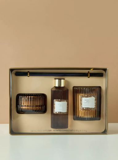 Lifestyle Black Amber and Ginger Lily Reed Diffuser and Candle Gift Set - Brown