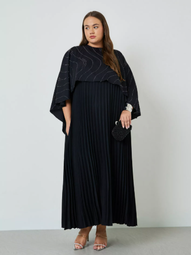 Styli Plus Size Cape Sleeve Pleated Maxi Dress - Black - 28