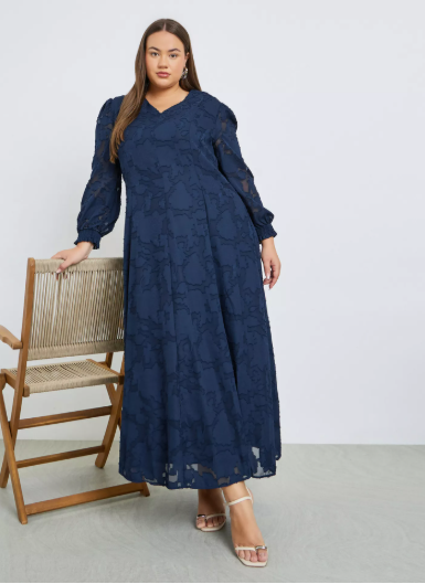 Styli Plus Size Jacquard V Neck Maxi Dress - Blue - 20